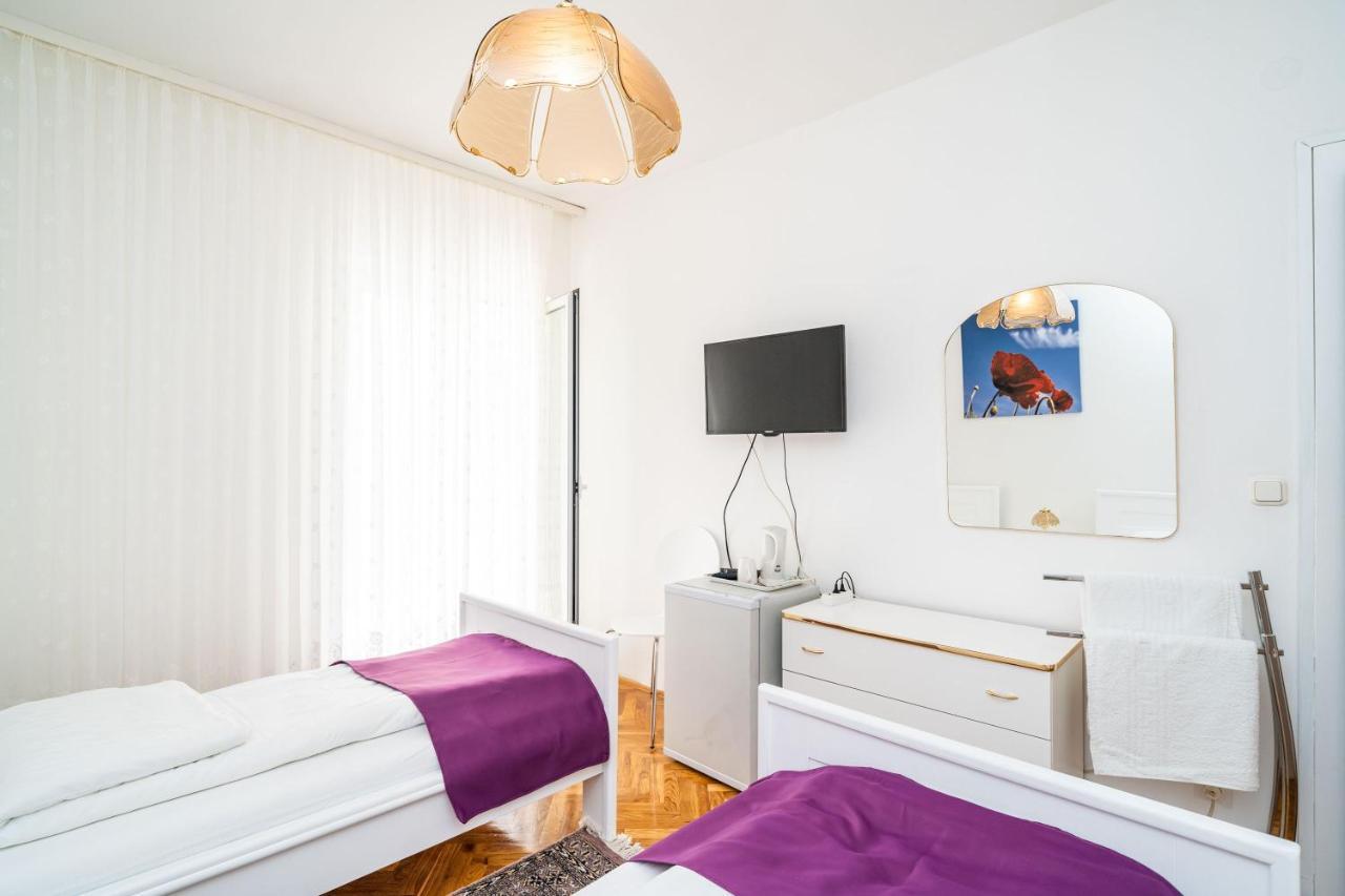 Apartments Peco Mokošica Екстериор снимка