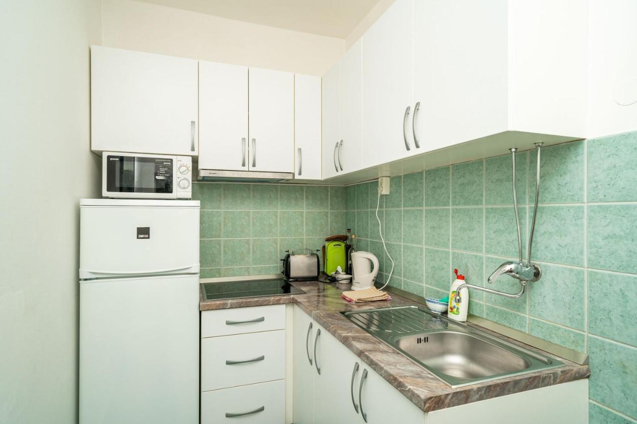 Apartments Peco Mokošica Екстериор снимка