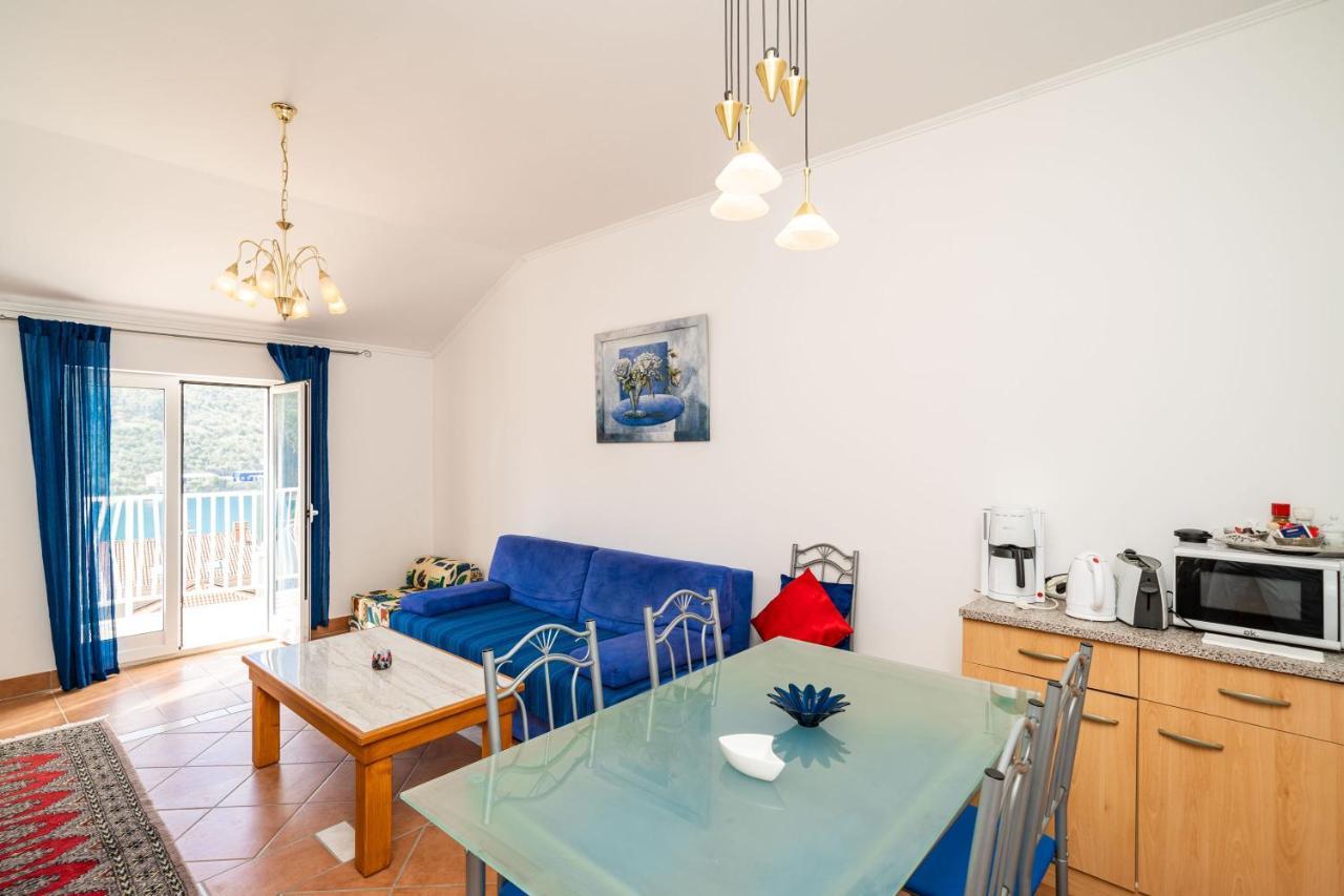 Apartments Peco Mokošica Екстериор снимка